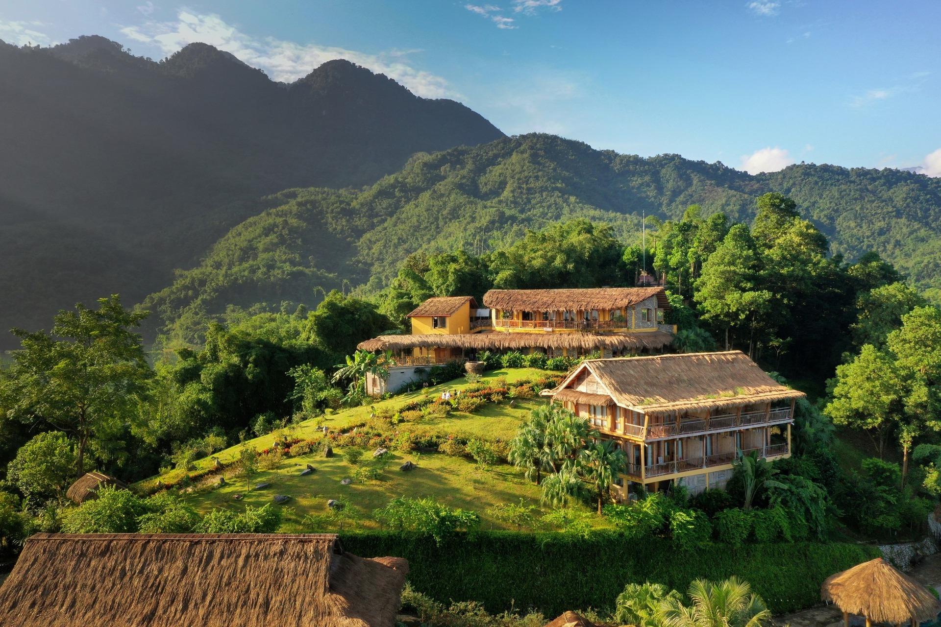 Bản lác mai châu